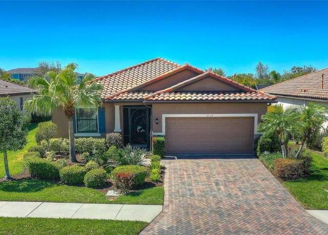 Property at 8168 36th St E, Sarasota, FL 34243, 3 beds, 2 baths