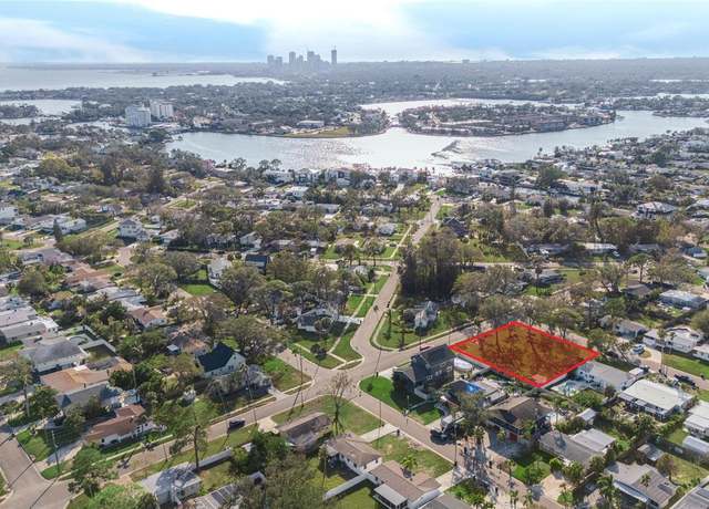Property at 1535 Connecticut Ave NE, St Petersburg, FL 33703