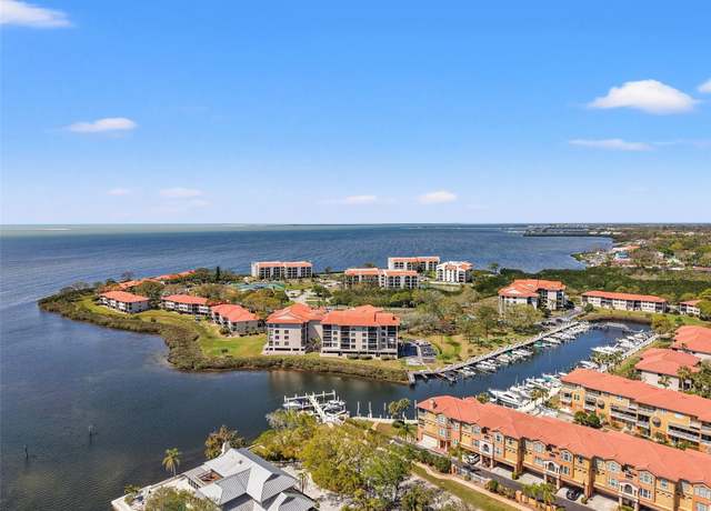 Property at 234 Mariner Dr #234, Tarpon Springs, FL 34689, 2 beds, 2 baths
