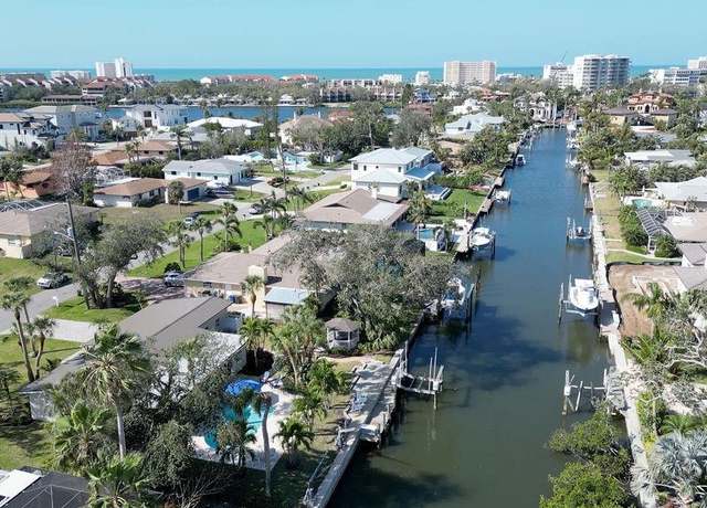 Property at 1633 Ridgewood Ln, Sarasota, FL 34231, 3 beds, 2 baths