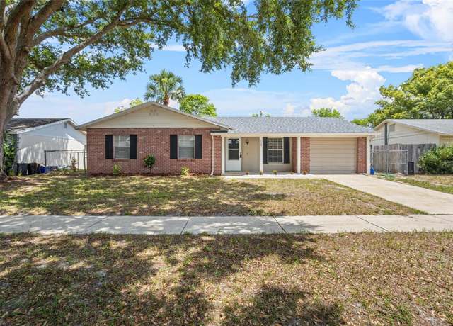 Property at 110 Rabun Ct, Sanford, FL 32773, 3 beds, 1.5 baths