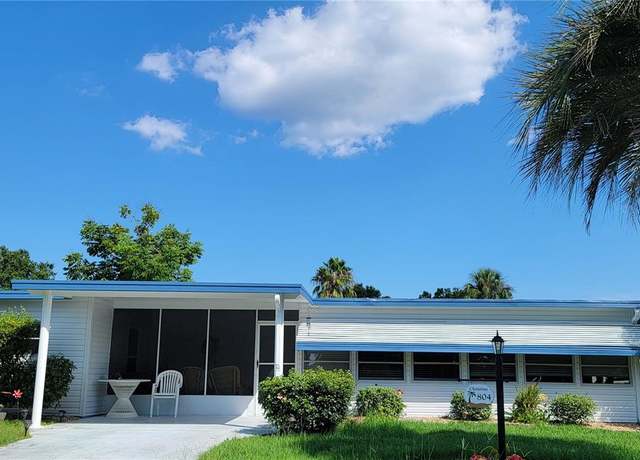 Property at 804 Maple Ln, Lady Lake, FL 32159, 2 beds, 1.5 baths