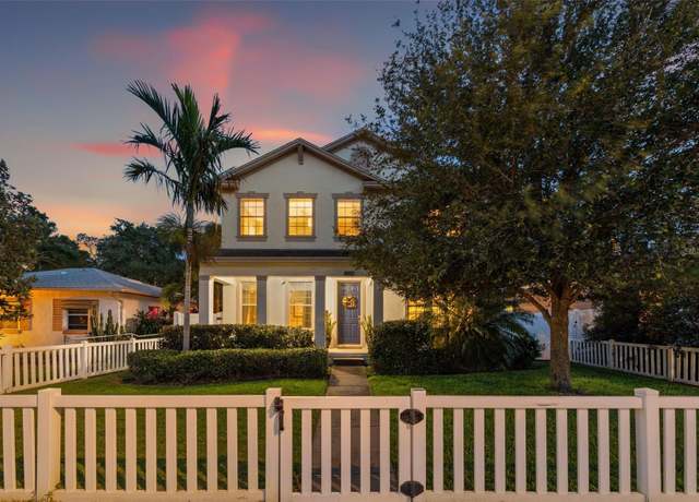 Property at 1436 30th Ave N, St Petersburg, FL 33704, 4 beds, 3 baths