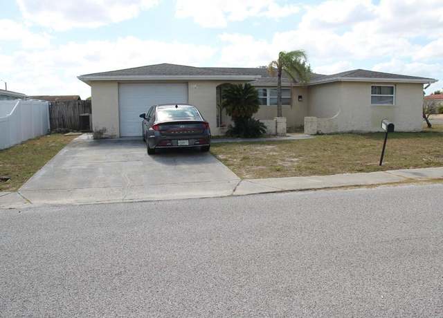 Property at 7204 Westcott Dr, Port Richey, FL 34668, 3 beds, 3 baths