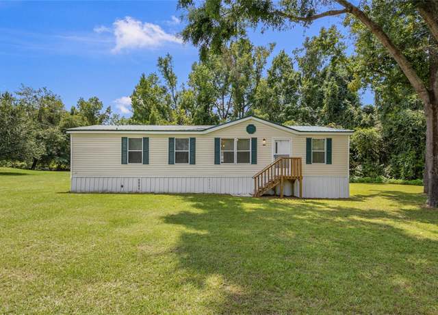 Property at 148 SE Sharon Ln, Lake City, FL 32025, 3 beds, 2 baths
