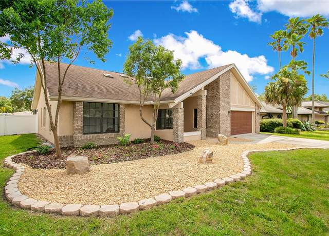 Property at 1121 Trotwood Blvd, Winter Springs, FL 32708, 4 beds, 2 baths