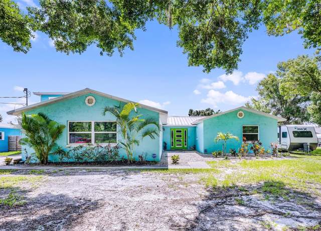 Property at 1811 Missouri Ave, Sanford, FL 32771, 4 beds, 3 baths