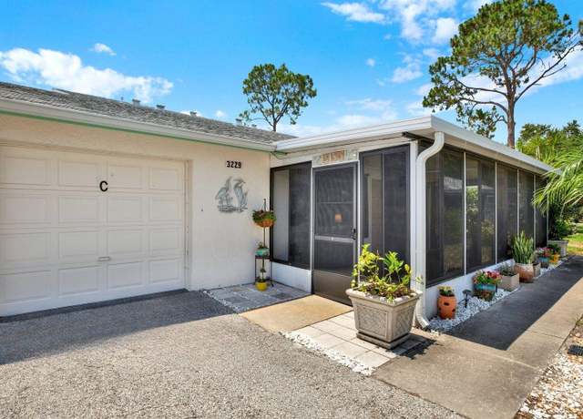 Property at 3229 40th Ln S Unit C, St Petersburg, FL 33711, 1 bed, 1 bath