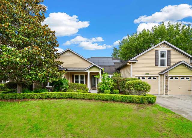 Property at 8030 SW 74 Ln, Gainesville, FL 32608, 5 beds, 4 baths