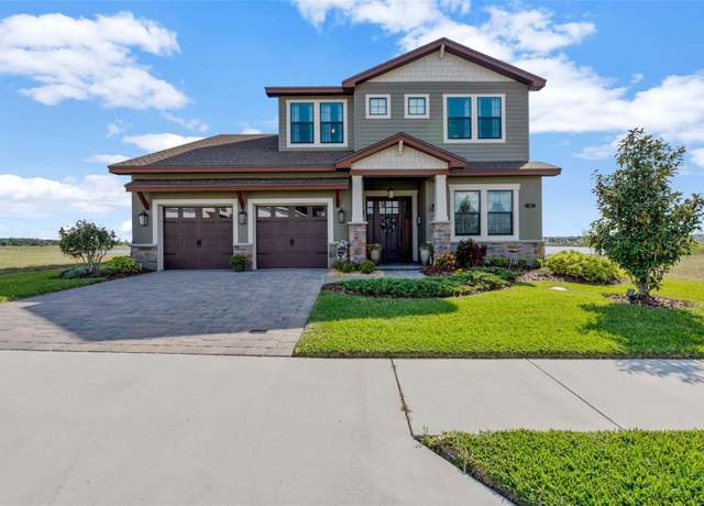 Property at 200 Valencia Ridge Dr, Auburndale, FL 33823, 4 beds, 2.5 baths