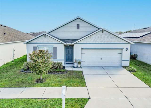 Property at 860 Killarney Ln, Auburndale, FL 33823, 4 beds, 2 baths
