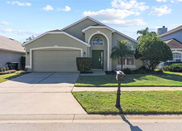 Property at 422 Troon Cir, Davenport, FL 33897, 4 beds, 2 baths
