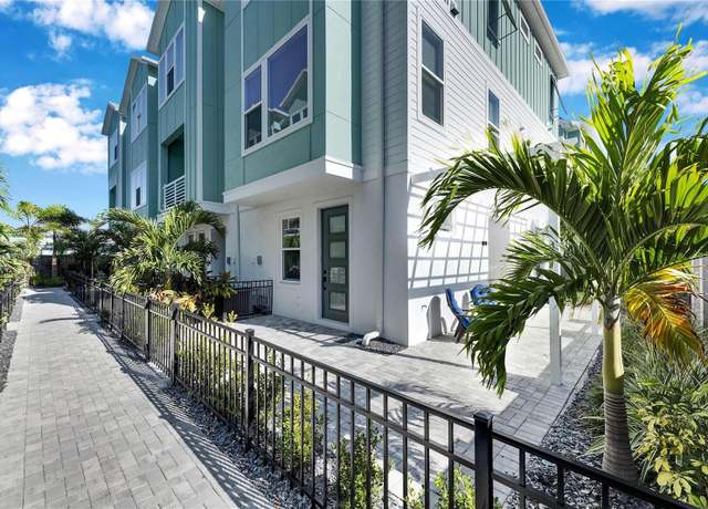 Property at 2819 1st Ave S, St Petersburg, FL 33712, 2 beds, 3.5 baths