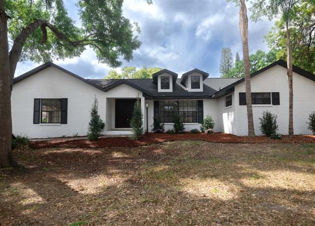 Property at 2715 Willow Oaks Dr, Valrico, FL 33594, 4 beds, 2 baths