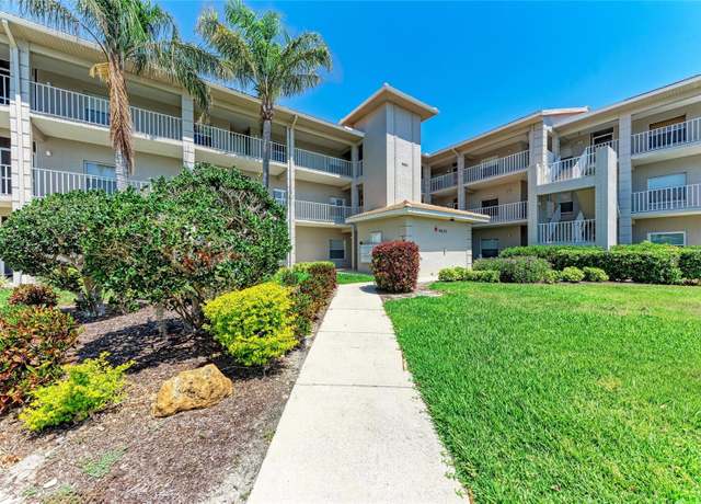 Property at 9620 Club South Cir #5208, Sarasota, FL 34238, 2 beds, 2 baths