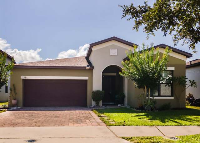 Property at 9342 Oglethorpe Dr, Groveland, FL 34736, 4 beds, 2 baths