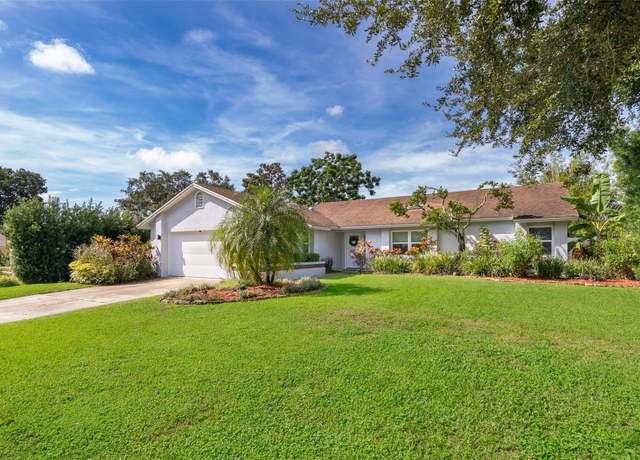 Property at 9485 Woodbreeze Blvd, Windermere, FL 34786, 3 beds, 2 baths