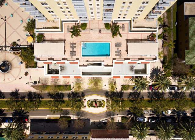 Property at 628 Cleveland St #711, Clearwater, FL 33755, 3 beds, 2 baths