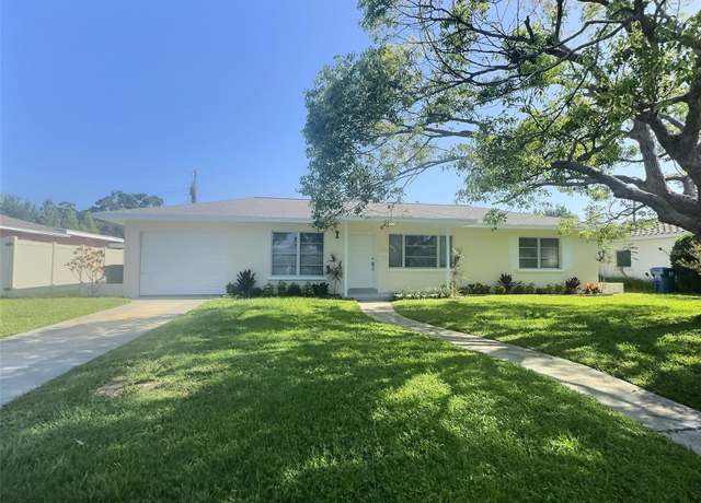Property at 4117 23rd Ave N, St Petersburg, FL 33713, 2 beds, 1.5 baths