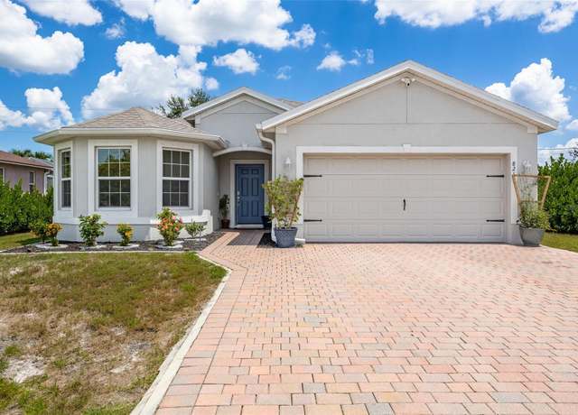 Property at 821 NE 6th Pl, Cape Coral, FL 33909, 3 beds, 2 baths