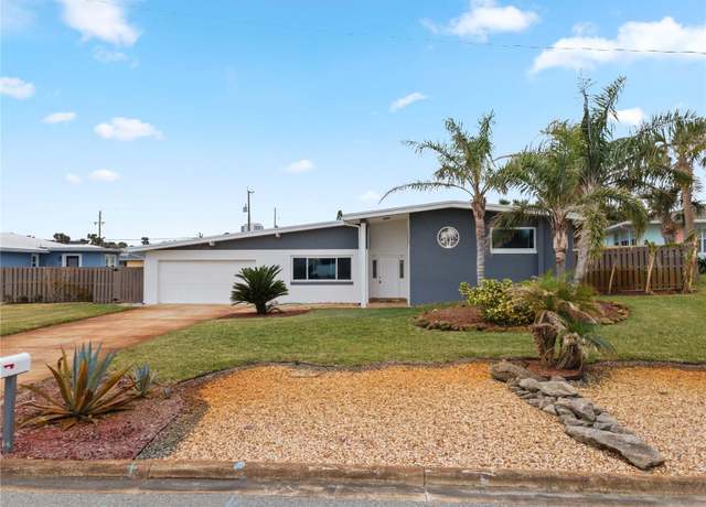 Property at 1030 Bel Aire Dr, Daytona Beach, FL 32118, 3 beds, 2.5 baths
