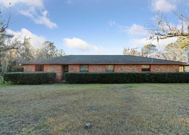 Property at 3632 NW 198th St, Starke, FL 32091, 3 beds, 2.5 baths