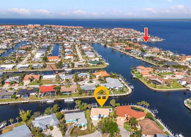 Property at 125 Donna Ct, Punta Gorda, FL 33950, 3 beds, 2 baths