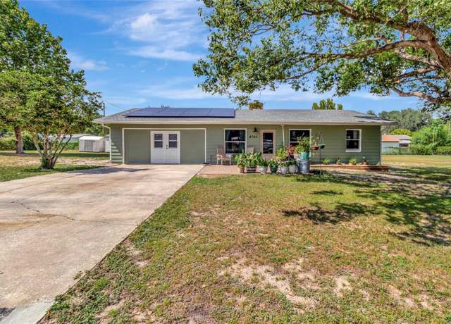 Property at 4723 Oak St, Fruitland Park, FL 34731, 3 beds, 1 bath