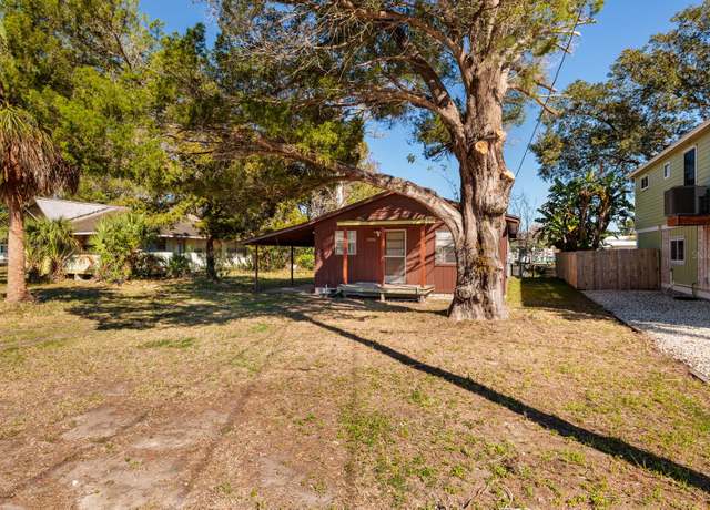Property at 7176 Westwind St, Weeki Wachee, FL 34607, 2 beds, 1 bath