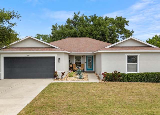 Property at 3011 49th Ter S, St Petersburg, FL 33712, 3 beds, 2.5 baths
