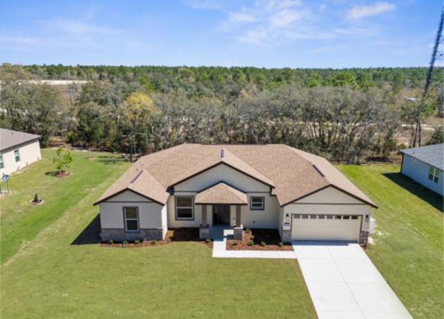 Property at 34 Lupine St, Homosassa, FL 34446, 3 beds, 2.5 baths