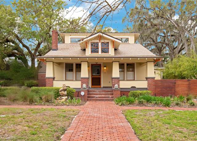 Property at 1920 S Palmetto Ave, Sanford, FL 32771, 3 beds, 3 baths