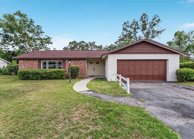 Property at 2146 NE 9th St, Ocala, FL 34470, 3 beds, 3 baths