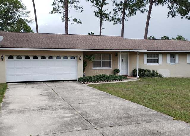 Property at 4523 NE 12th St, Ocala, FL 34470, 4 beds, 2 baths