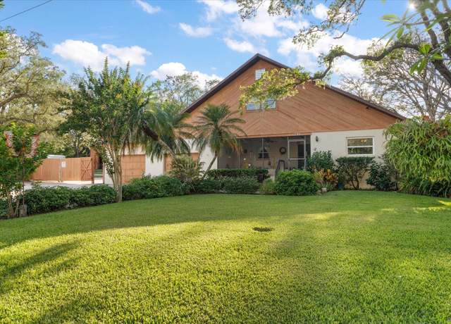 Property at 1799 Dixie Hwy, Tarpon Springs, FL 34689, 3 beds, 2 baths
