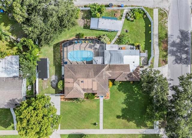 Property at 6101 2nd Ave S, St Petersburg, FL 33707, 4 beds, 2 baths