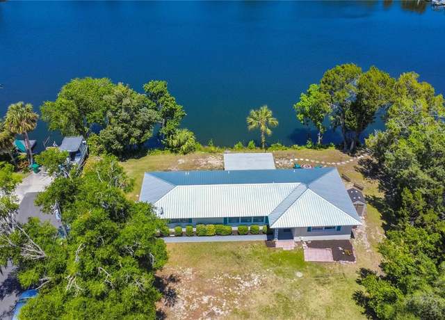 Property at 3861 N Ringdove Pt, Crystal River, FL 34428, 3 beds, 2 baths