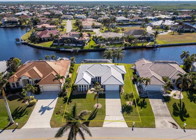 Property at 525 Madrid Blvd, Punta Gorda, FL 33950, 4 beds, 2 baths