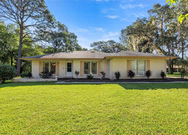 Property at 9082 SW 204th Cir, Dunnellon, FL 34431, 2 beds, 2 baths