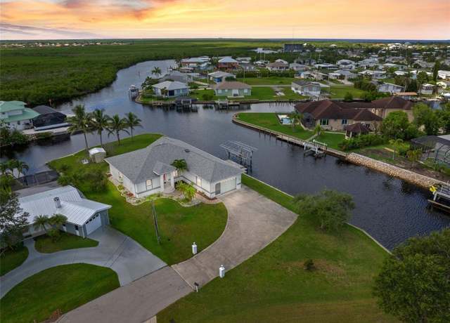 Property at 539 Canada Ct, Punta Gorda, FL 33950, 3 beds, 2.5 baths