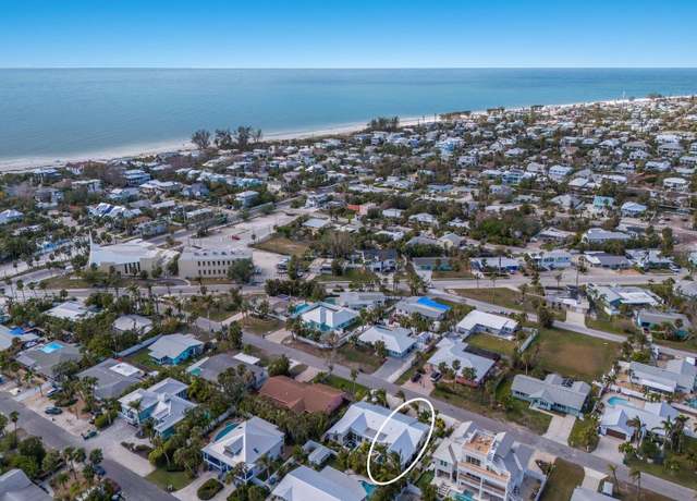 Property at 213 83rd St Unit EAST/A, Holmes Beach, FL 34217, 2 beds, 2 baths