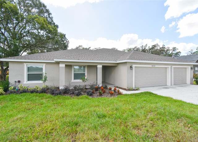 Property at 521 E Highland Dr, Lakeland, FL 33813, 5 beds, 3 baths