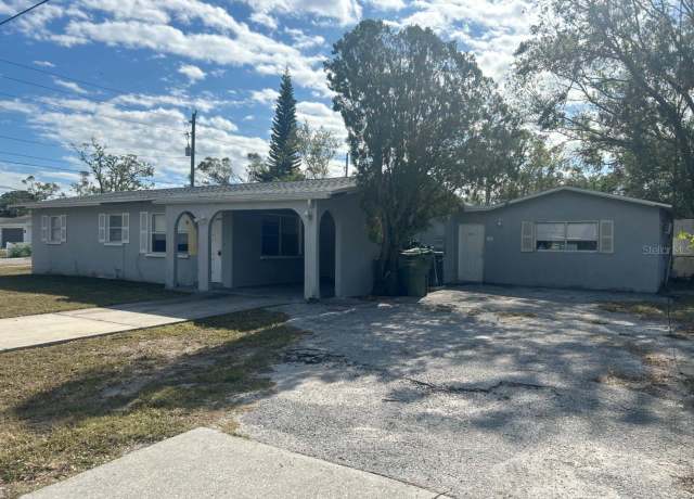 Property at 1386 19th St, Sarasota, FL 34234, 5 beds, 3 baths