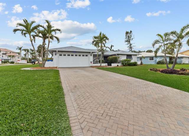 Property at 8000 13th Ave S, St Petersburg, FL 33707, 3 beds, 2 baths