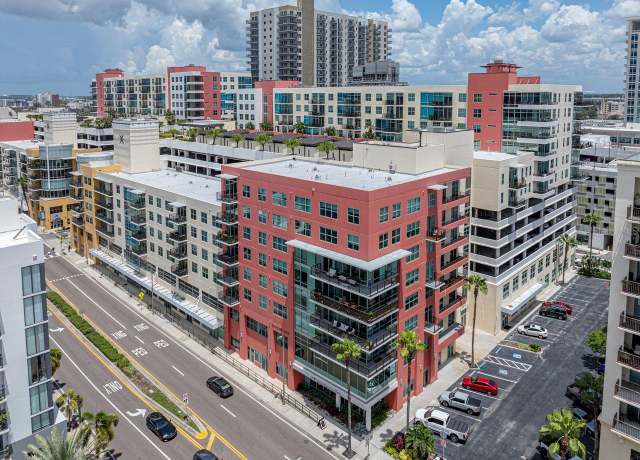 Property at 1208 E Kennedy Blvd #914, Tampa, FL 33602, 1 bed, 1.5 baths