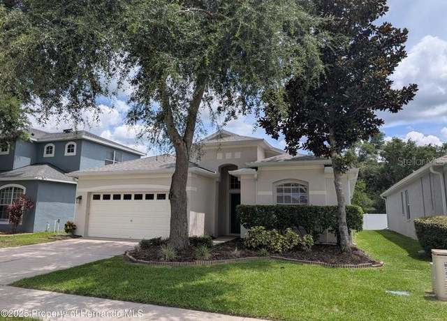 Property at 109 Fairmont Dr, Spring Hill, FL 34609, 3 beds, 2 baths
