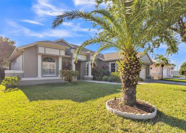 Property at 1647 Stable Trl, Palm Harbor, FL 34685, 3 beds, 3 baths