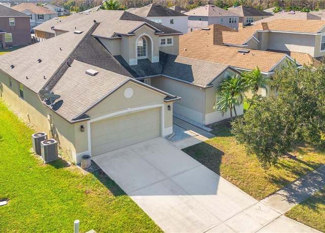 Property at 3571 Maple Ridge Loop, Kissimmee, FL 34741, 5 beds, 3.5 baths