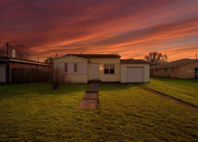 Property at 15822 Redington Dr, Redington Beach, FL 33708, 2 beds, 2 baths