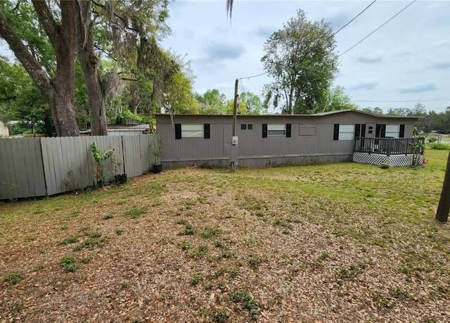 Property at 18137 Nicholas Ave, Brooksville, FL 34604, 2 beds, 1 bath